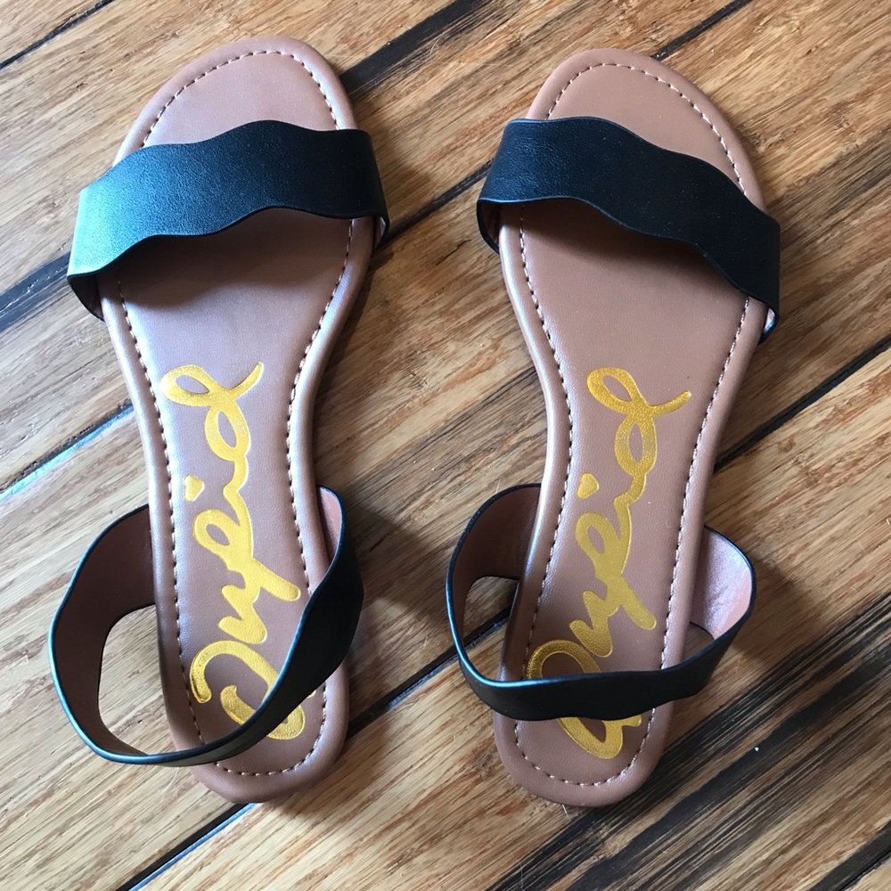 Black Boutique Flats